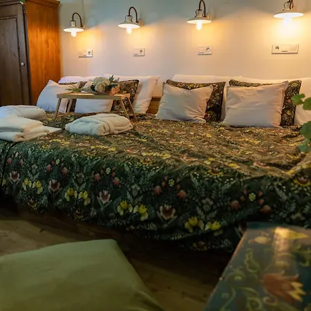 Chillinn Rose * 에게르