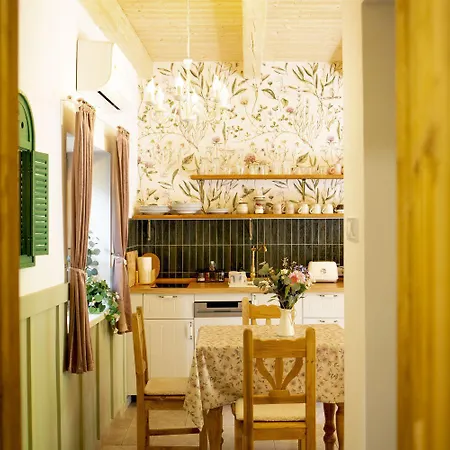 게스트하우스 Chillinn Rose *