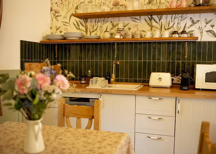 Гостьовий будинок Chillinn Rose Еґер